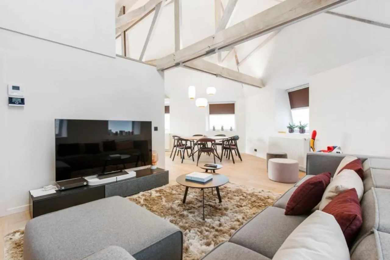 Design Loft Near The City Of Ghent contacts